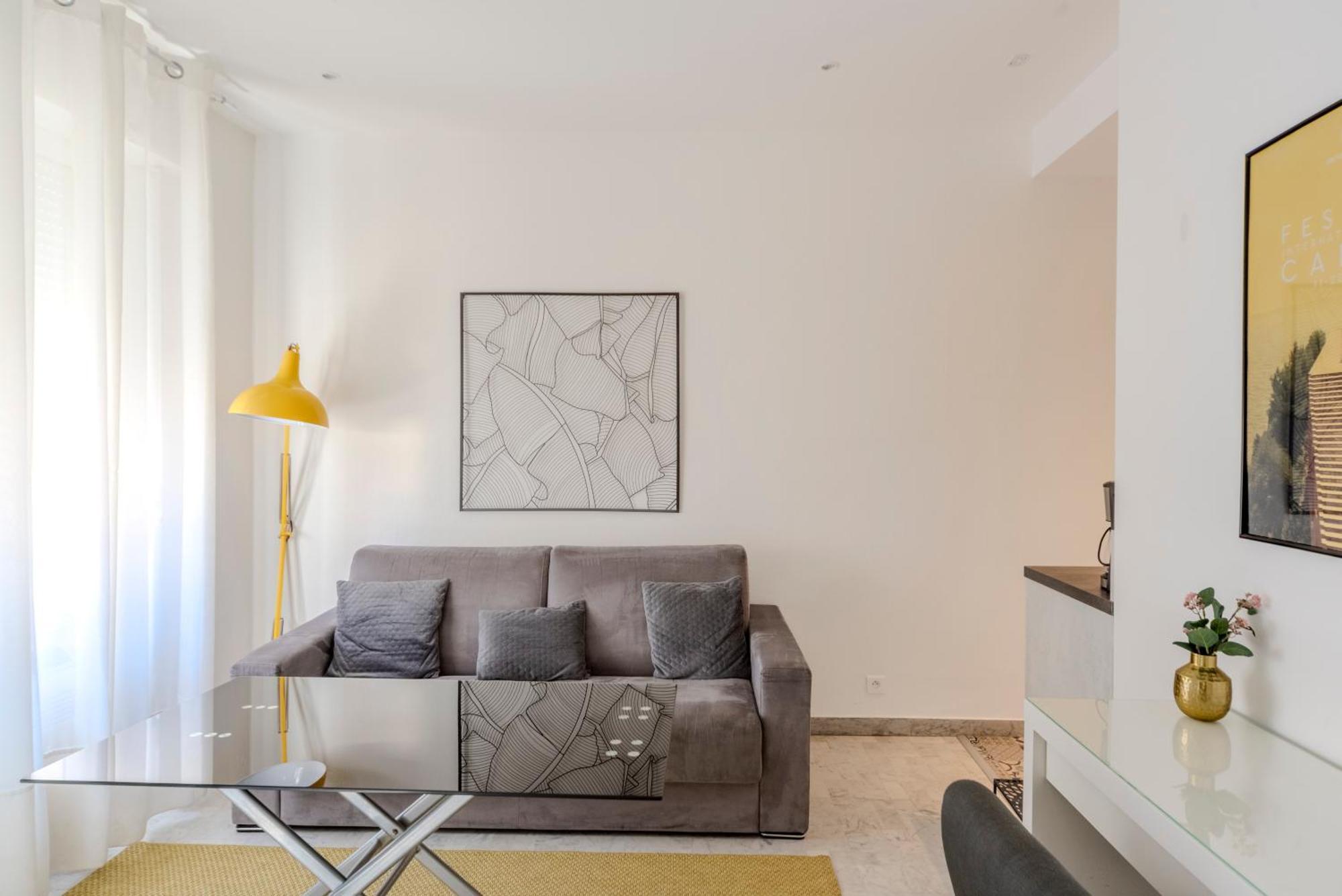 Lovely Renovated 45M2 In The Hearth Of คานส์ ภายนอก รูปภาพ